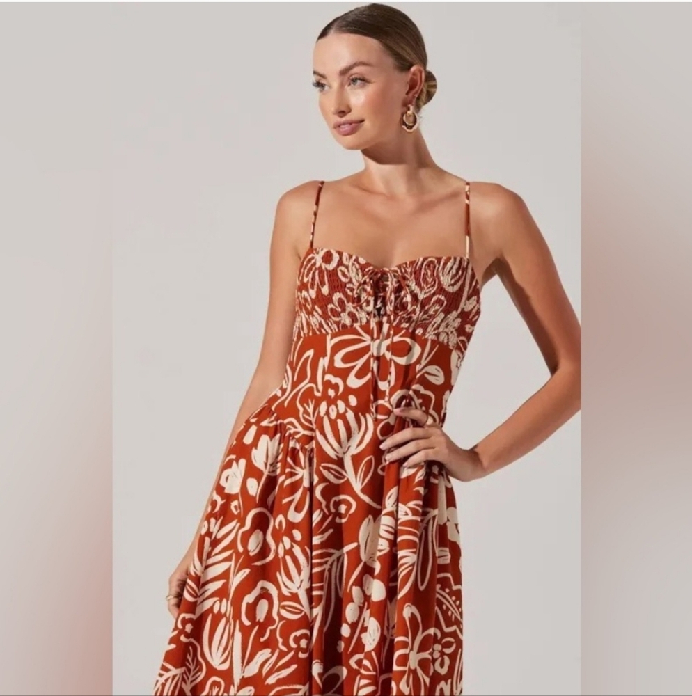 ASTR Sarai Floral Brown And Cream  Maxi Dress